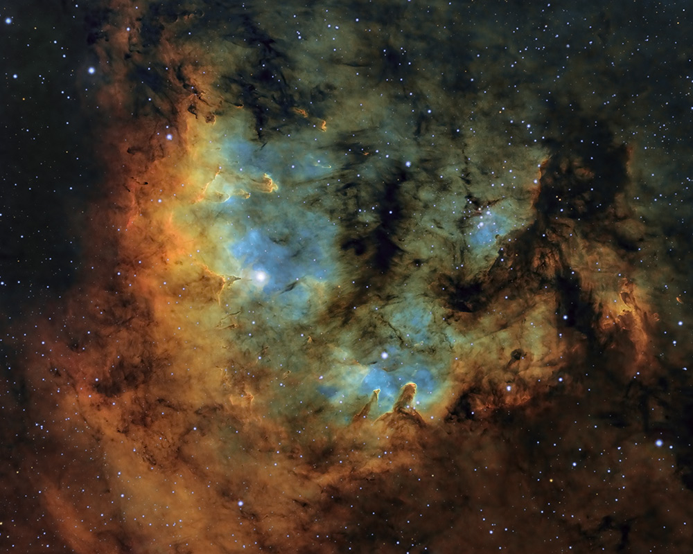 Cederblad 214 Nebula with narrow band filters processed in the SHO