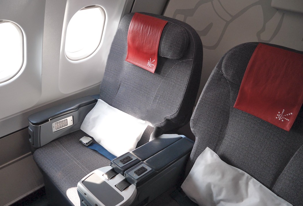 Air Greenland business seat