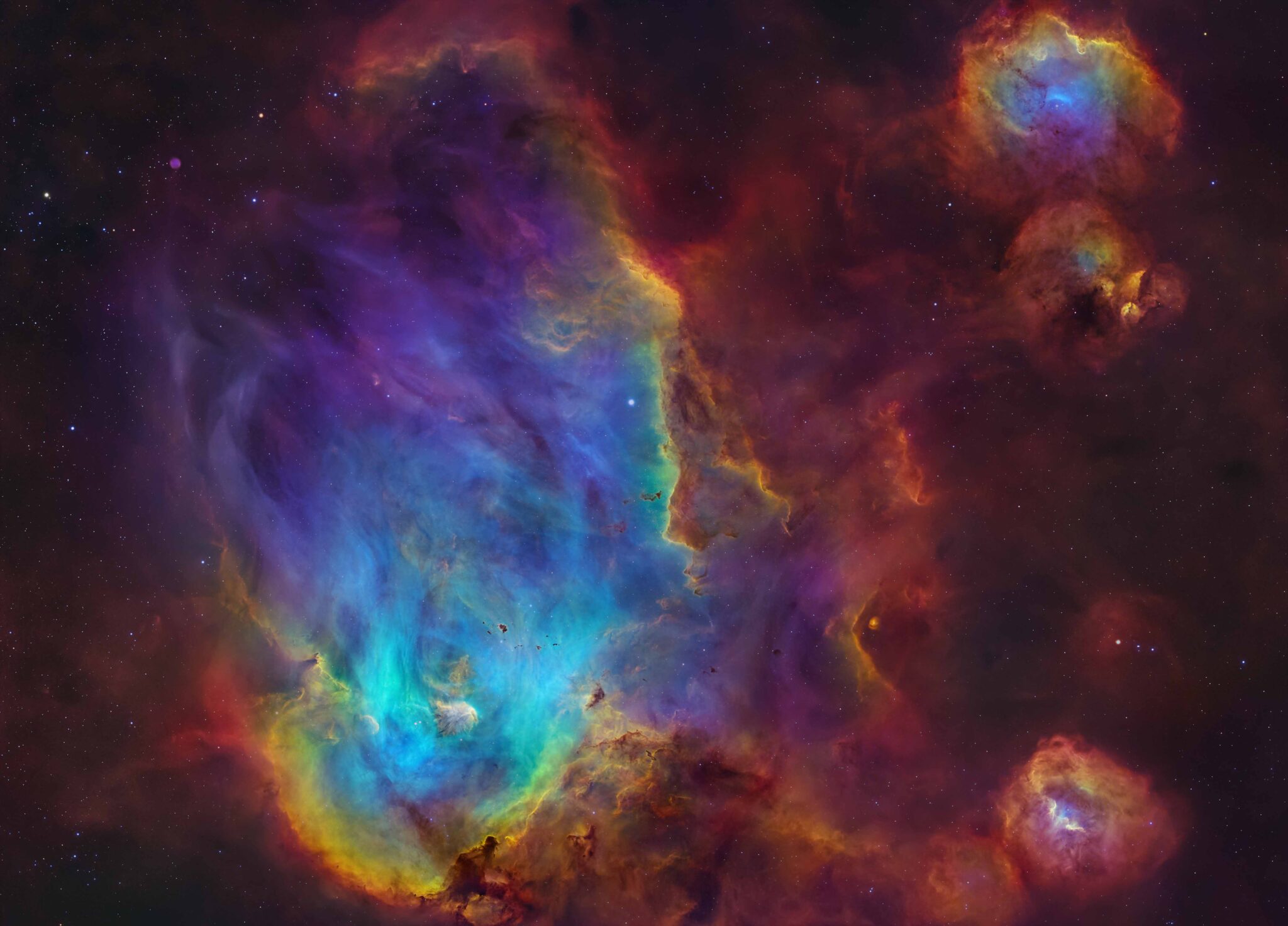 The Lambda Centauri Nebula - Sky & Telescope