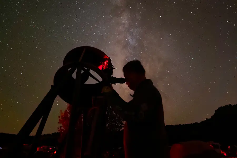 Okie-Tex nighttime observing shot