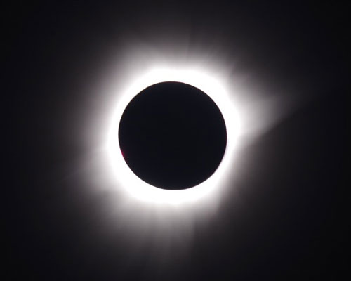 2016 Total Solar Eclipse by Tom Schultz